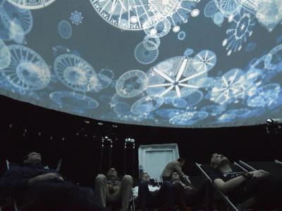 VR projection