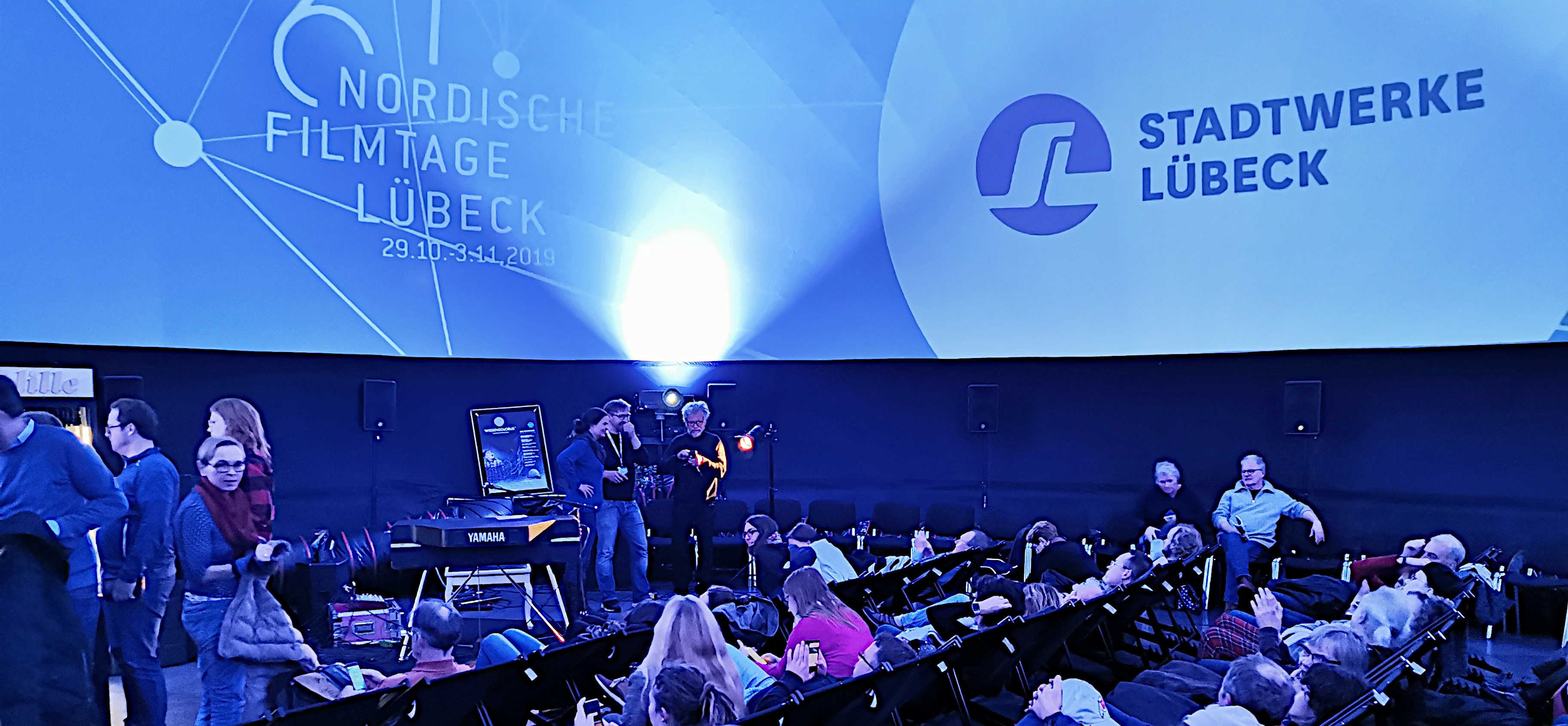 InfinityDome | VR - mobile fulldome theatre