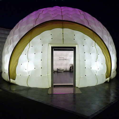Illuminated aiRdome
